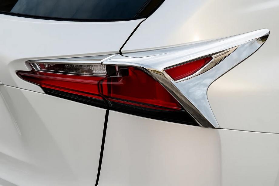 Lexus NX 2014-2021 Chrom Rückleuchten Abdeckungen (2 Stk, ABS) Image