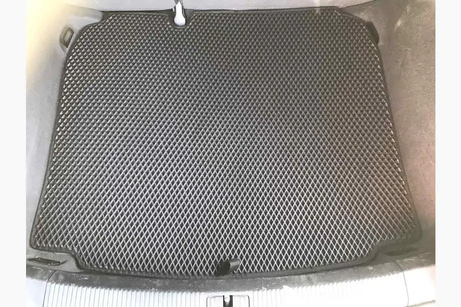 Audi A3 2003-2012 Kofferraummatte (3D/5D, EVA, Schwarz) Image