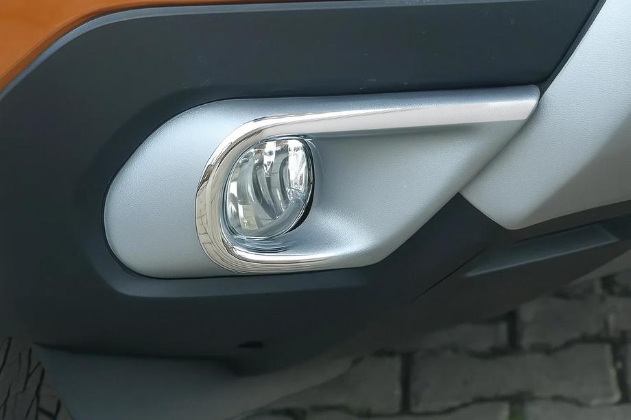 Renault Kangoo/Express 2021- Abdeckungen für Nebelscheinwerfer (2 Stk, Edelstahl) Image