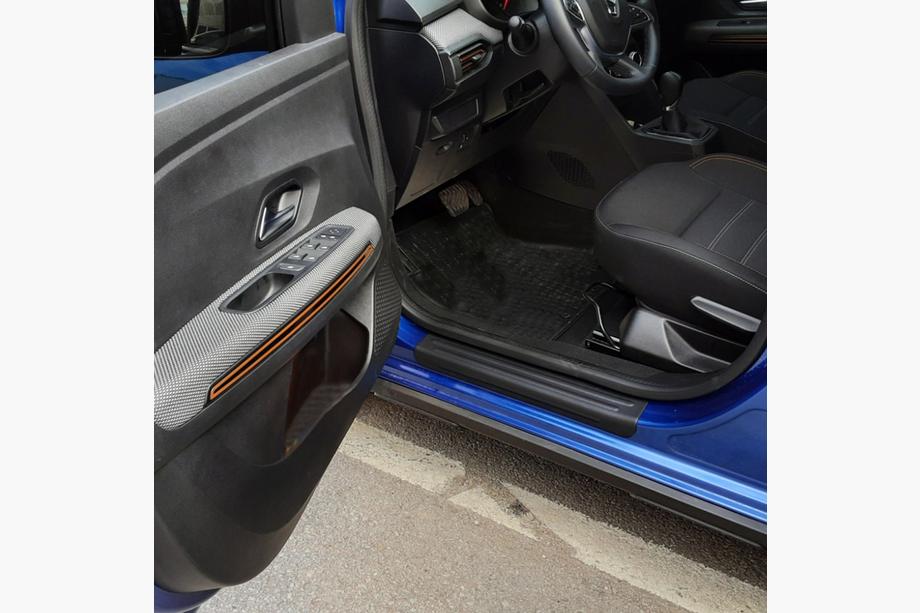 Dacia Sandero 2021- T&uuml;rschweller Abdeckungen EuroCap (4 Stk, ABS) Image