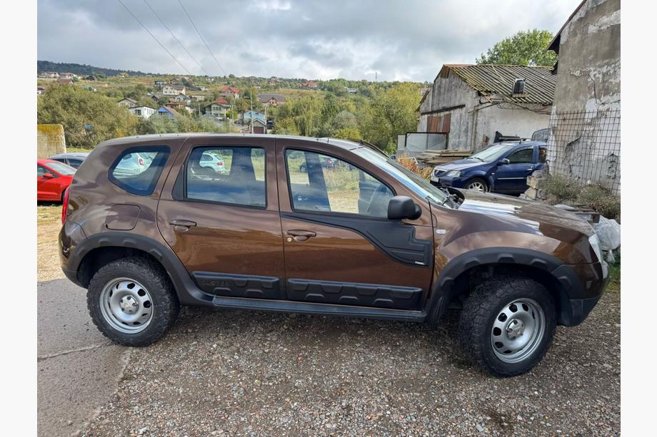 Dacia Duster 2008-2018 Obere Türleisten (2 Stück) Image