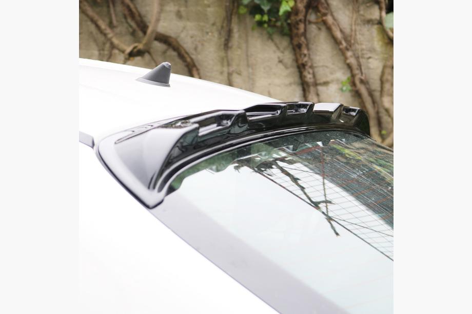 Fiat Tipo 2016- Heckscheibenblende (ABS) Image