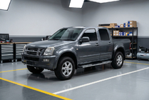 Isuzu D-Max 2002-2011 Trittbretter Tayga V2 (2007-2012, 2 Stk., Aluminium) Foto 1