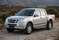 Isuzu D-Max 2002-2011 Trittbretter RedLine (2007-2012, 2 Stk., Aluminium) Foto 1