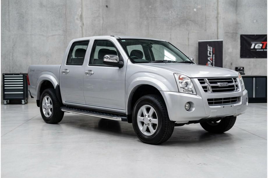 Isuzu D-Max 2002-2011 Trittbretter BlackLine (2007-2012, 2 Stk., Aluminium) Image