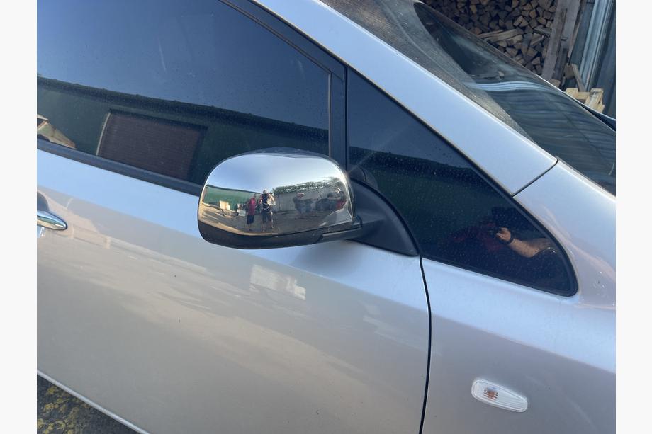 Nissan Leaf 2010-2017 Spiegelabdeckungen (2 Stk, Edelstahl) Image