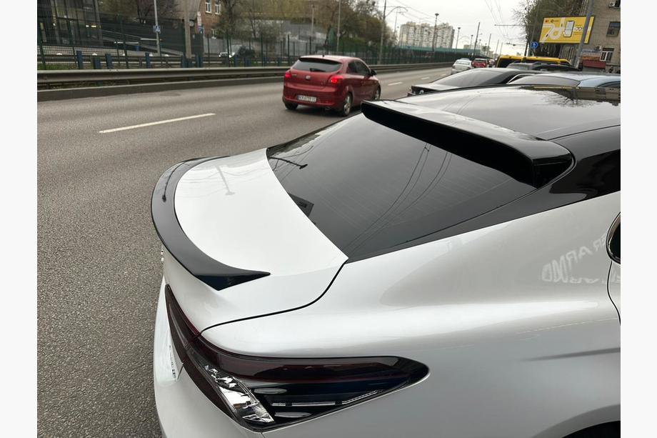 Toyota Camry 2017–2023 Heckscheiben Spoilerblende (schwarz) Image