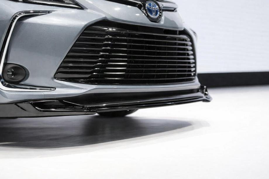 Toyota Corolla 2019- Frontlippe V1 (schwarz) Foto 1