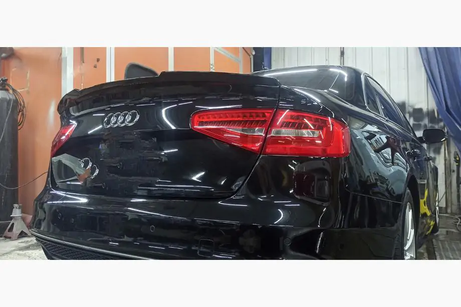 Audi A4 B8 2007-2015 Spoiler HongHang (ABS, Schwarz Glanz) Image
