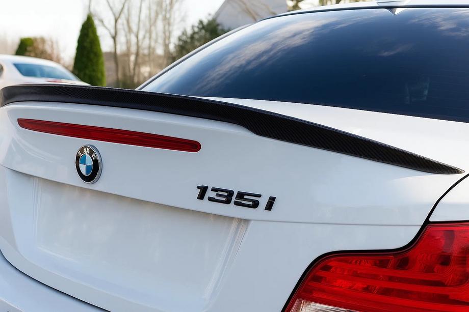 BMW 1 Series E81/E82/E87/E88 2004-2011 Heckspoiler Lippe (für E82, schwarz) Image