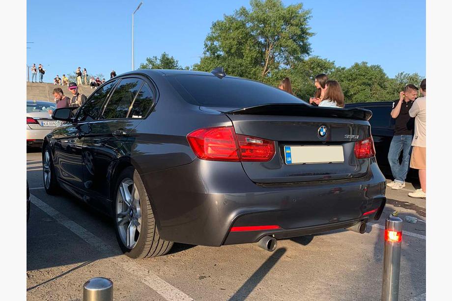 BMW 3 Series F30/F31 2012-2019 Heckspoiler LIP V1 (1234 Upgrade, Schwarz) Foto 1