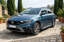 Fiat Tipo Cross 2021- Seitenschweller Vision New Black (2 Stk., Aluminium) Foto 1