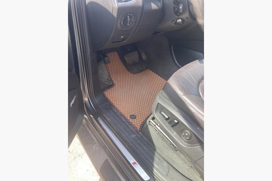 Audi Q7 2005-2015 EVA Fußmatten (ziegelrot) Image