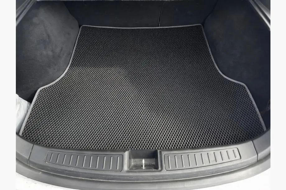 Tesla Model S 2012– Kofferraumwanne hinten EVA (2012-2021, schwarz) Image