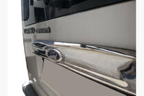 Ford Transit 2000–2014 Chromleiste über dem Kennzeichen (Edelstahl) Foto 1