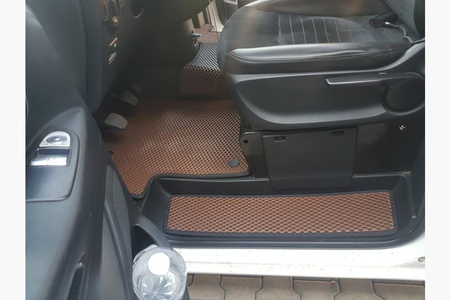 Mercedes Vito/V-class W447 2014- Schweller-Matten (3 Stk, EVA, ziegelrot) Image