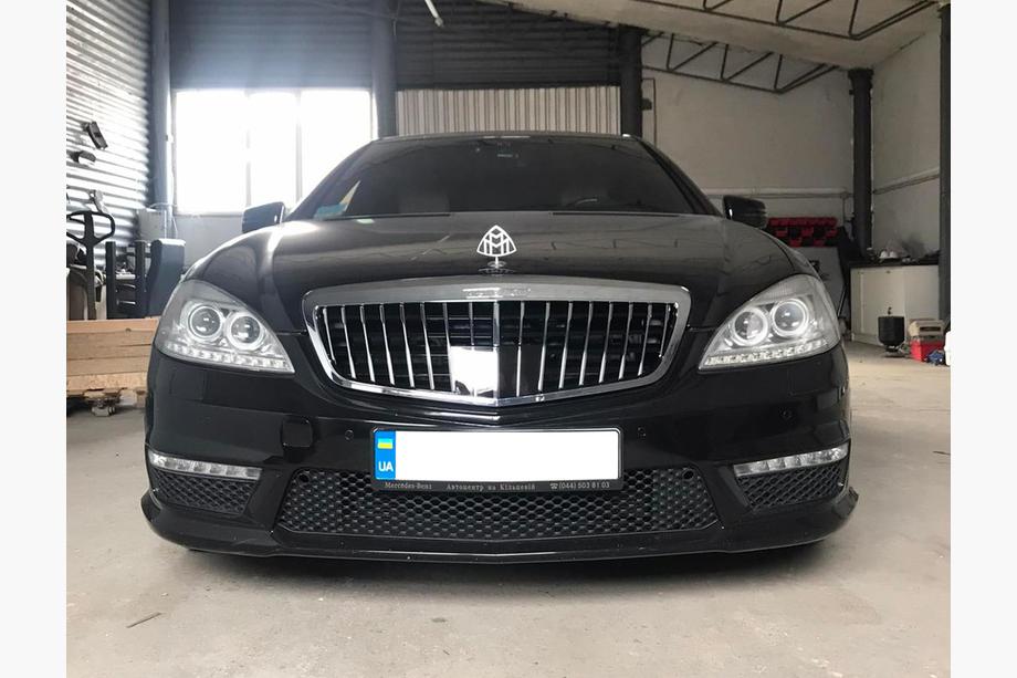Mercedes S-сlass W221 2005-2013 Maybach V2 Kühlergrill (2009-2013) Image