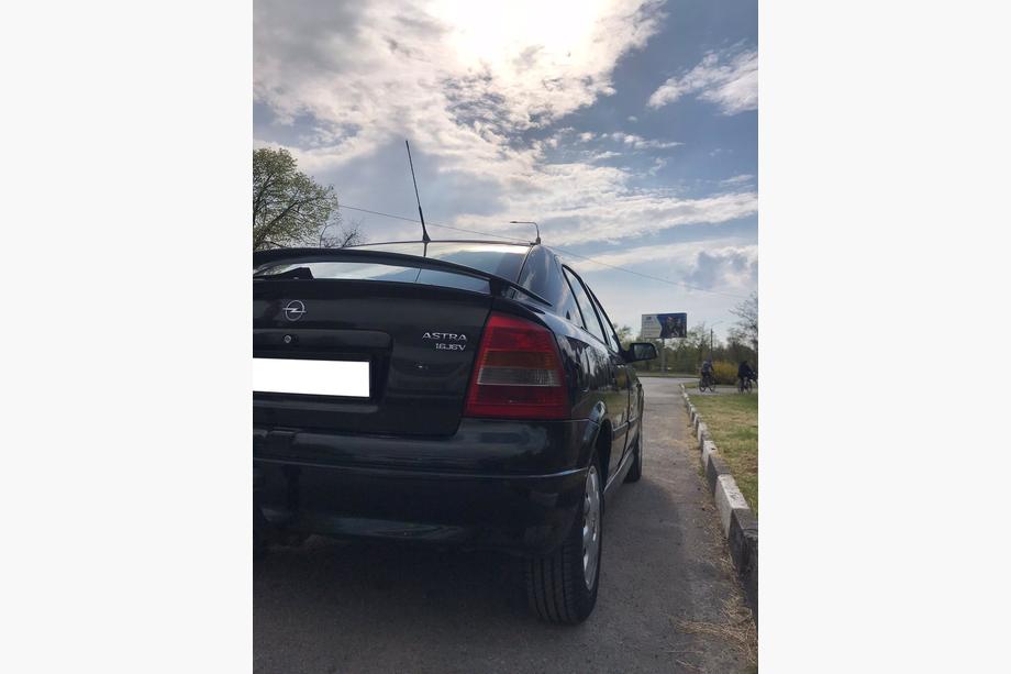Opel Emblem 1.6 16V Foto 4