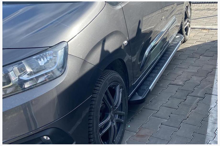 Toyota Proace City 2016- Seitenschweller RedLine V1 (2 Stk., Aluminium) Kurzer Radstand Foto 5