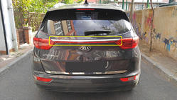 Kia Sportage 2015-2021 Chromleiste über dem Kennzeichen (2019-2021, Edelstahl) Foto 1