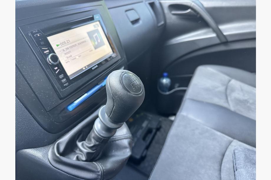 Mercedes Viano 2004-2014 Schaltknauf 2010-2015 V2 (Leder, 6-Gang) Image