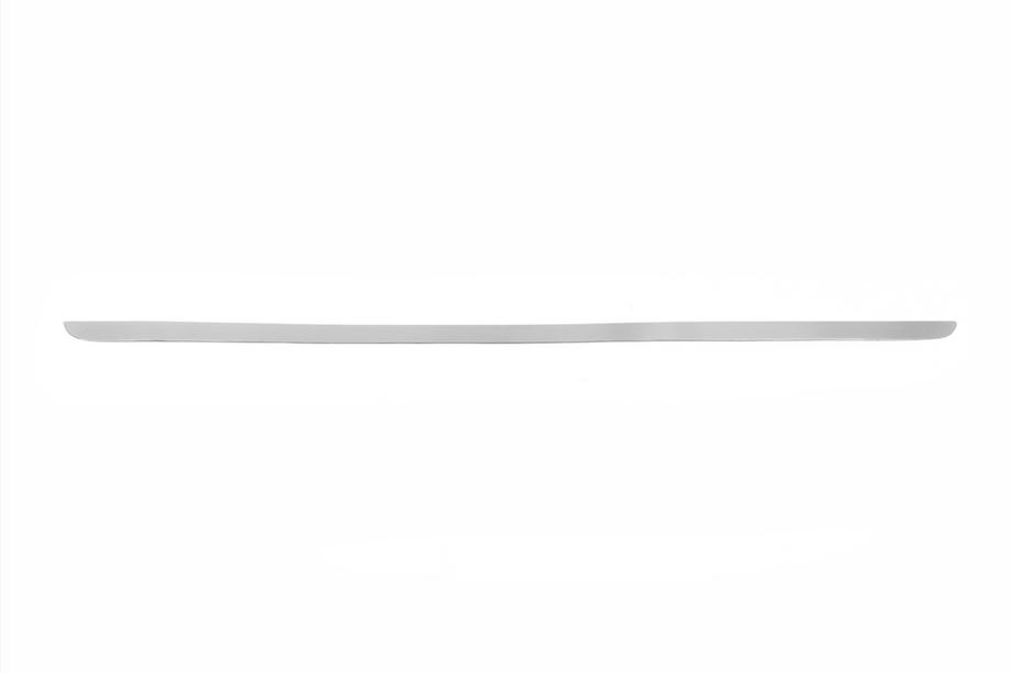 Universelle Kofferraumlippe (Edelstahl) 120cm oben, 113cm unten, 20mm Höhe Foto 2