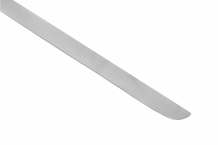 Universelle Kofferraumlippe (Edelstahl) 120cm oben, 113cm unten, 20mm Höhe Foto 3