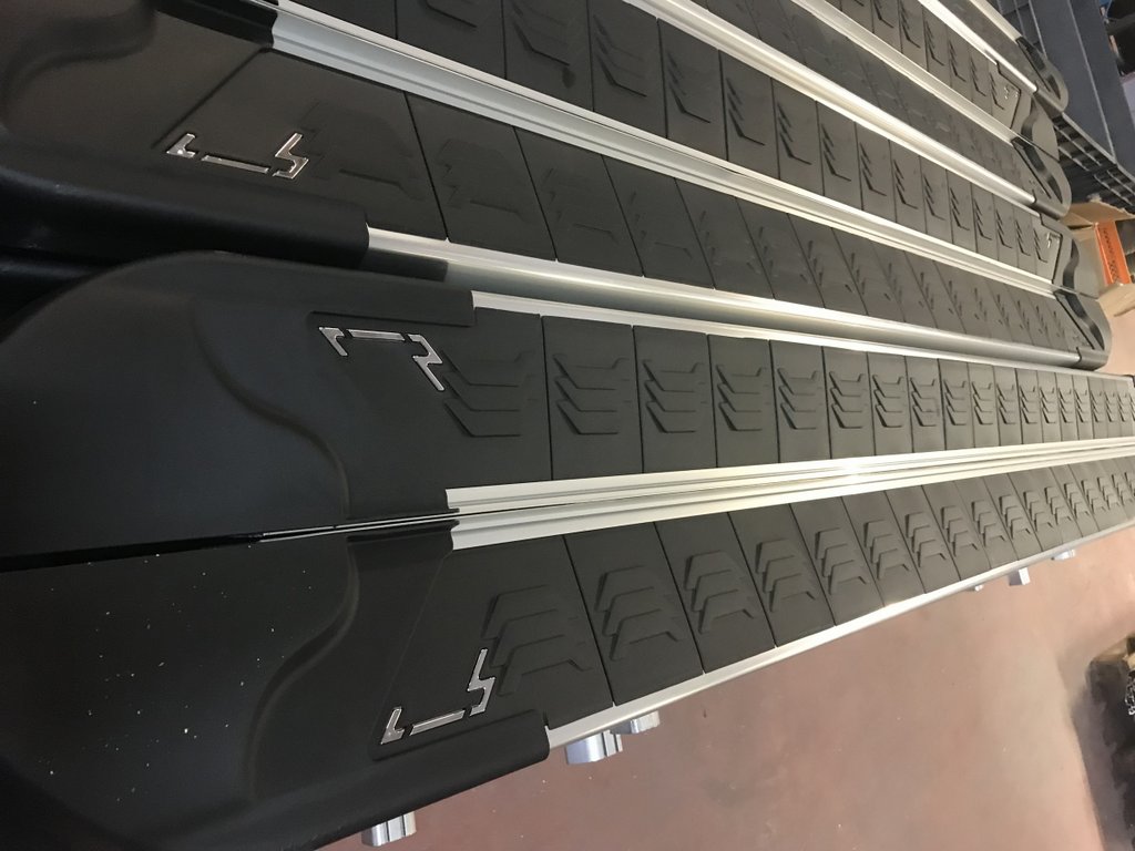 Trittbretter RedLine V1